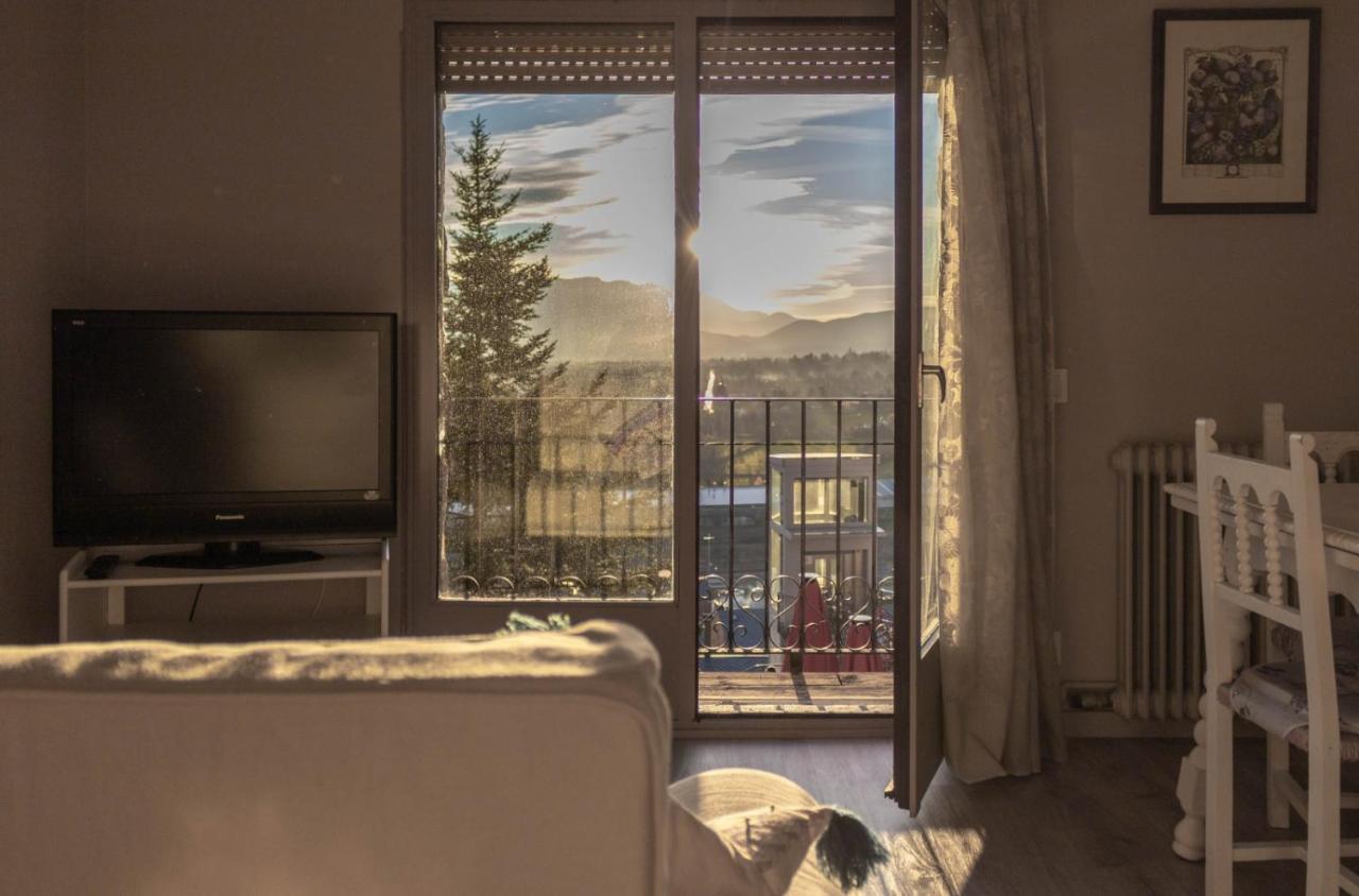 Vistas Espectaculares En El Centro De Puigcerda Apartment Exterior photo